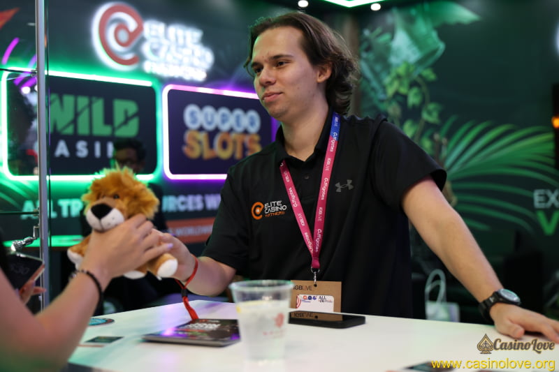 CasinoLove photo 6 from iGB Live London 2026